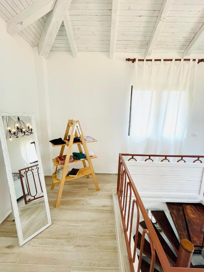 Chic Sea Front Apartment With Breathtaking Kotor Bay View Donji Stoliv Exteriér fotografie